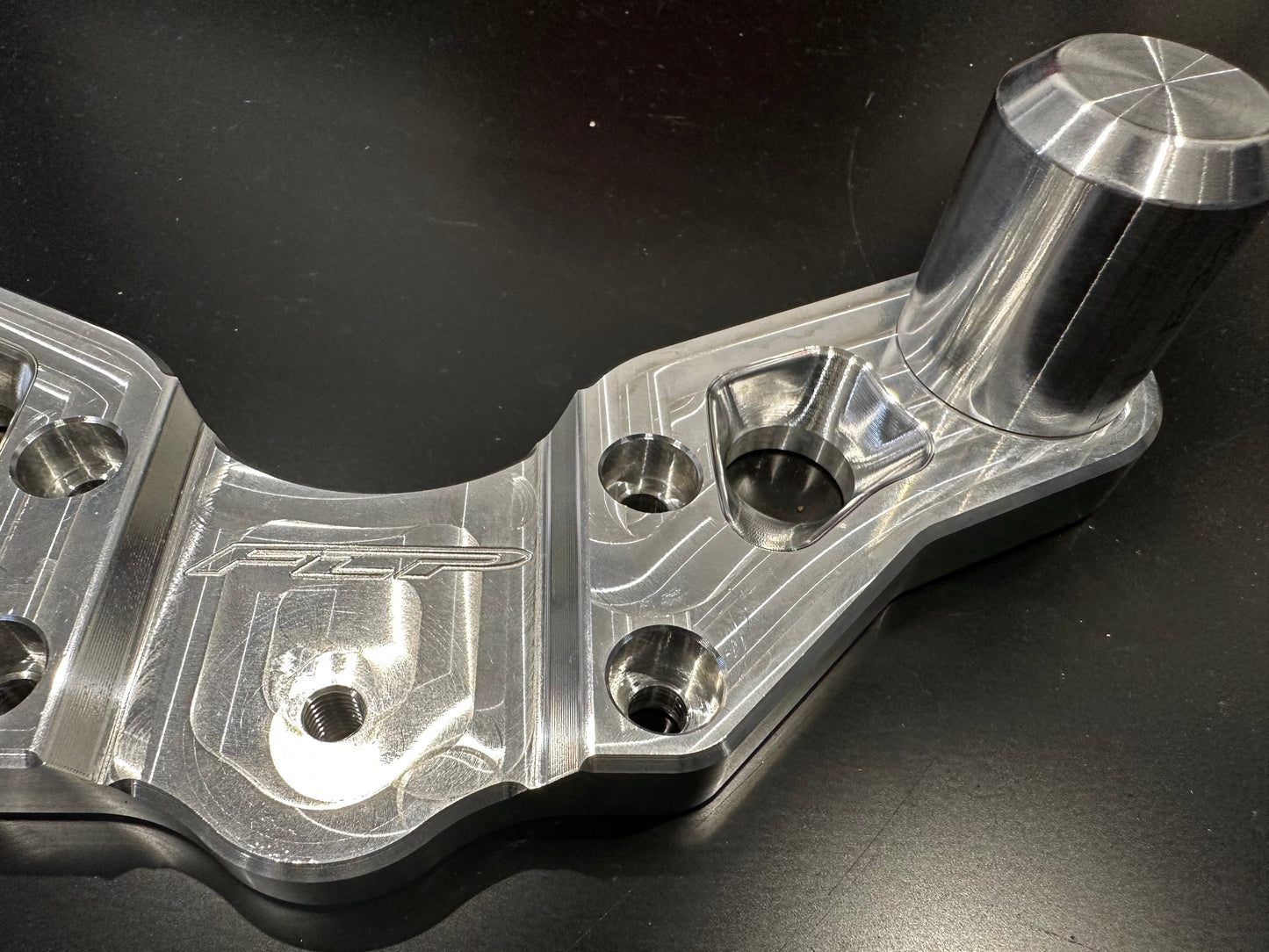 FLP Ruckus | Grom Lusso Handlebar Plate