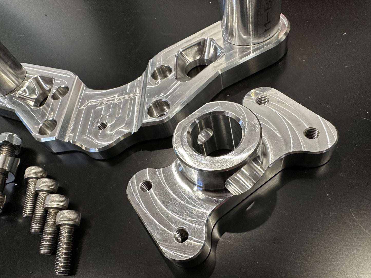 FLP Ruckus | Grom Lusso Handlebar Plate